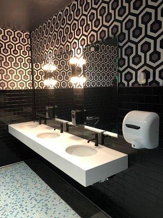 The Banquet Cinema Pub